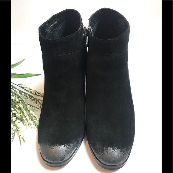 Isola Black Suede Silver Toe Booties - Picture 6 of 10